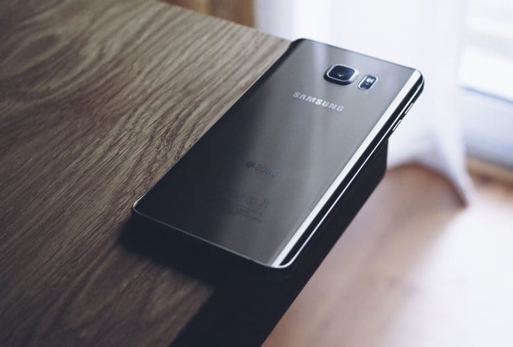 Celular desligando sozinho com carga Samsung
